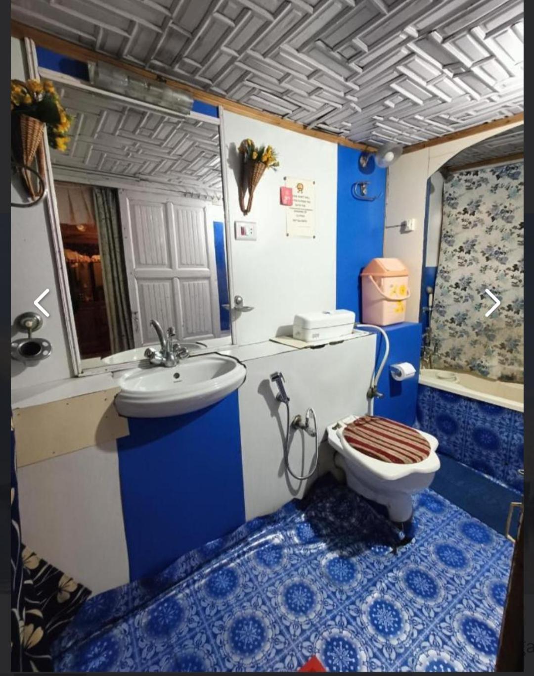 New Minar Group Of Houseboats 호텔 Srīnagar 외부 사진